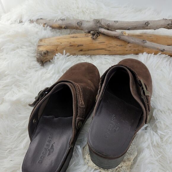 Dockers brown suede adjustable strap clogs - Picture 9 of 11
